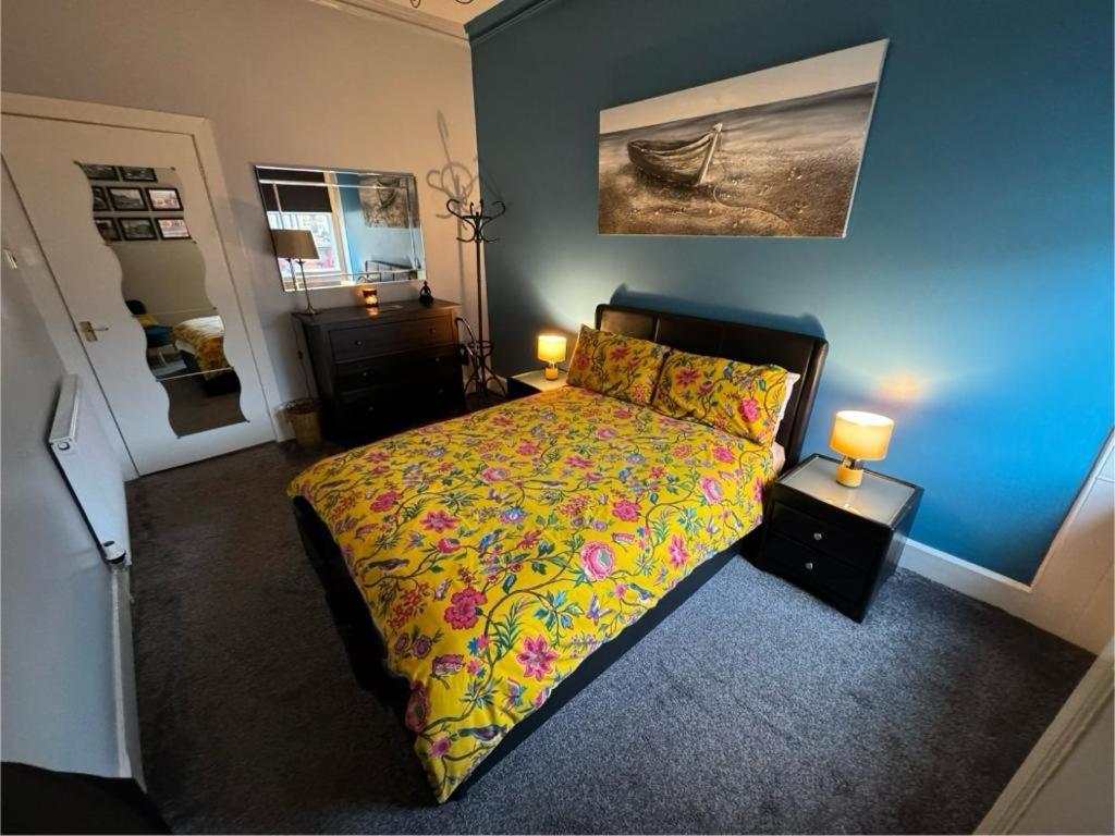 Edinburgh Two Bedroom Apartment With Free Side Street Parking 24 Hours Eksteriør billede