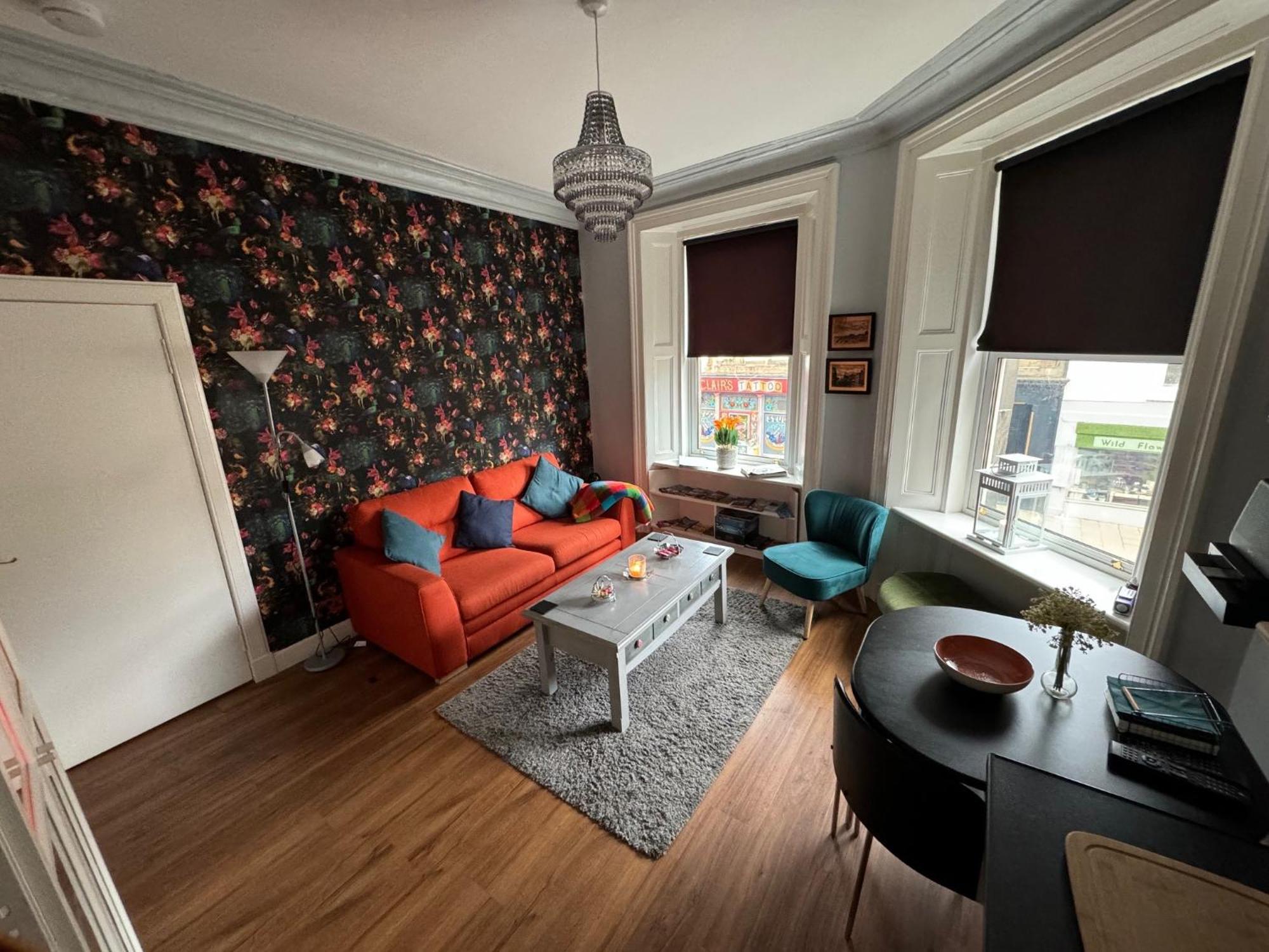 Edinburgh Two Bedroom Apartment With Free Side Street Parking 24 Hours Eksteriør billede